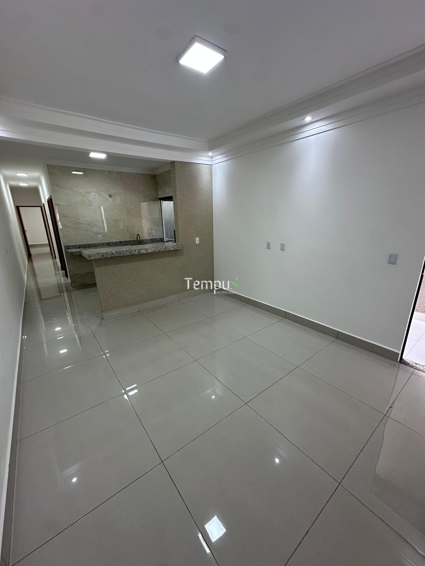 Casa à venda com 3 quartos, 106m² - Foto 5