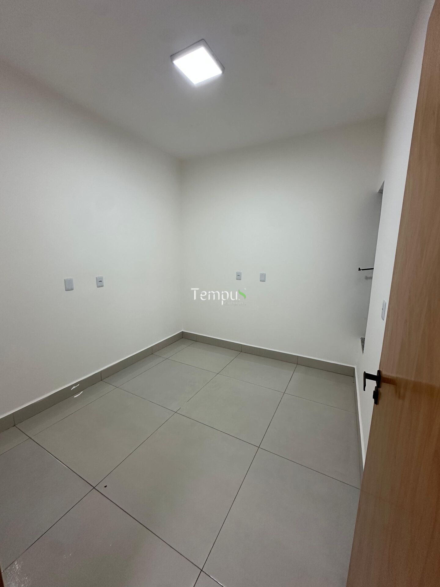Casa à venda com 3 quartos, 106m² - Foto 10
