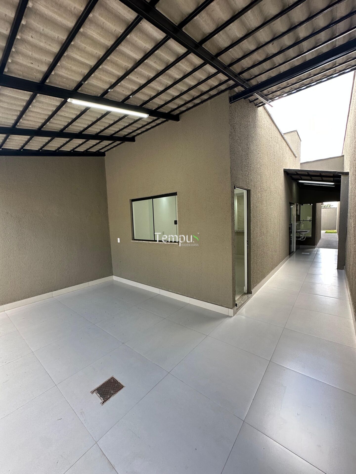 Casa à venda com 3 quartos, 106m² - Foto 3