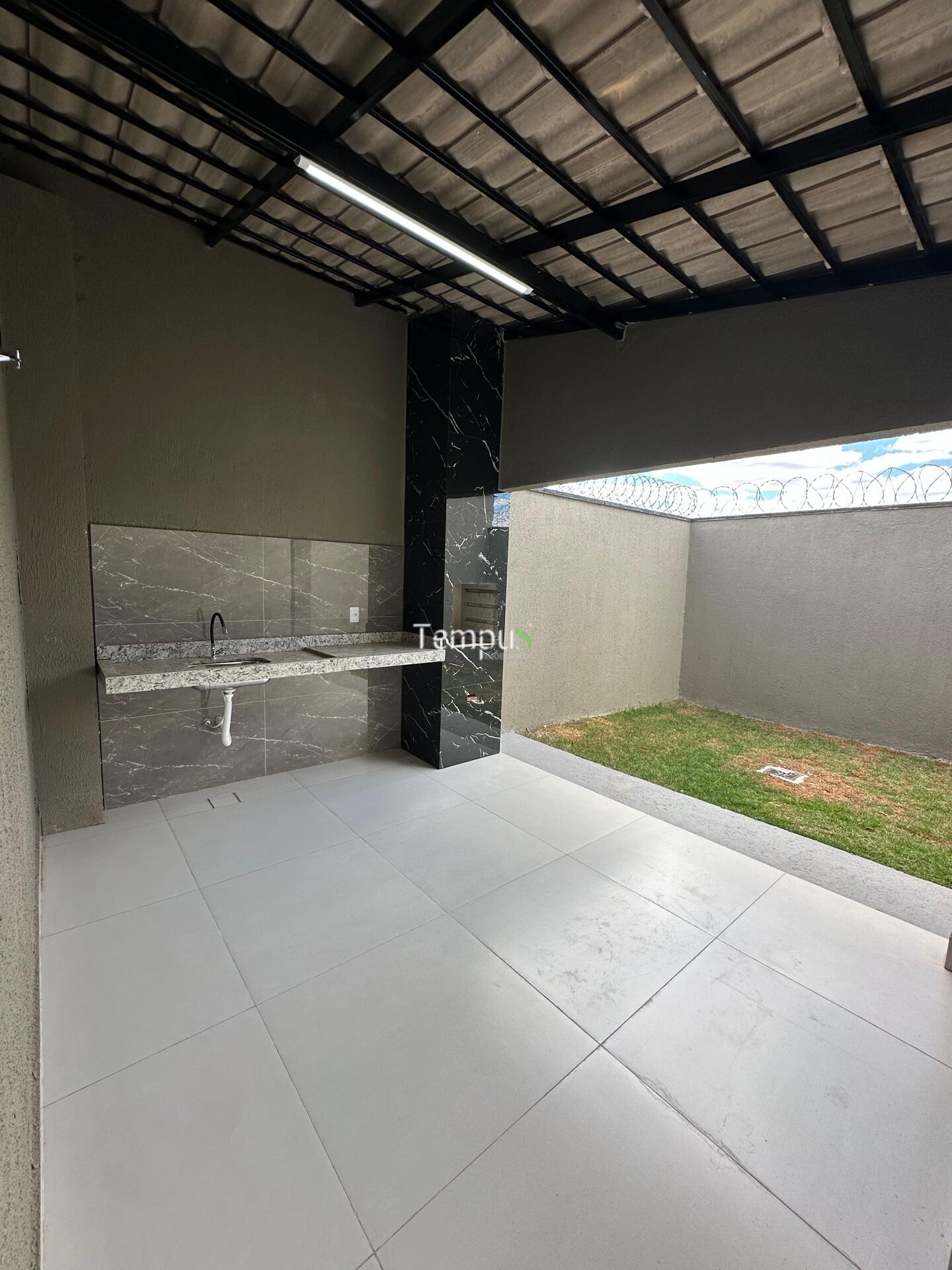 Casa à venda com 3 quartos, 106m² - Foto 12