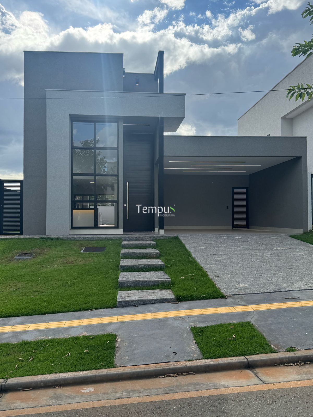 Casa, 3 quartos, 180 m² - Foto 1