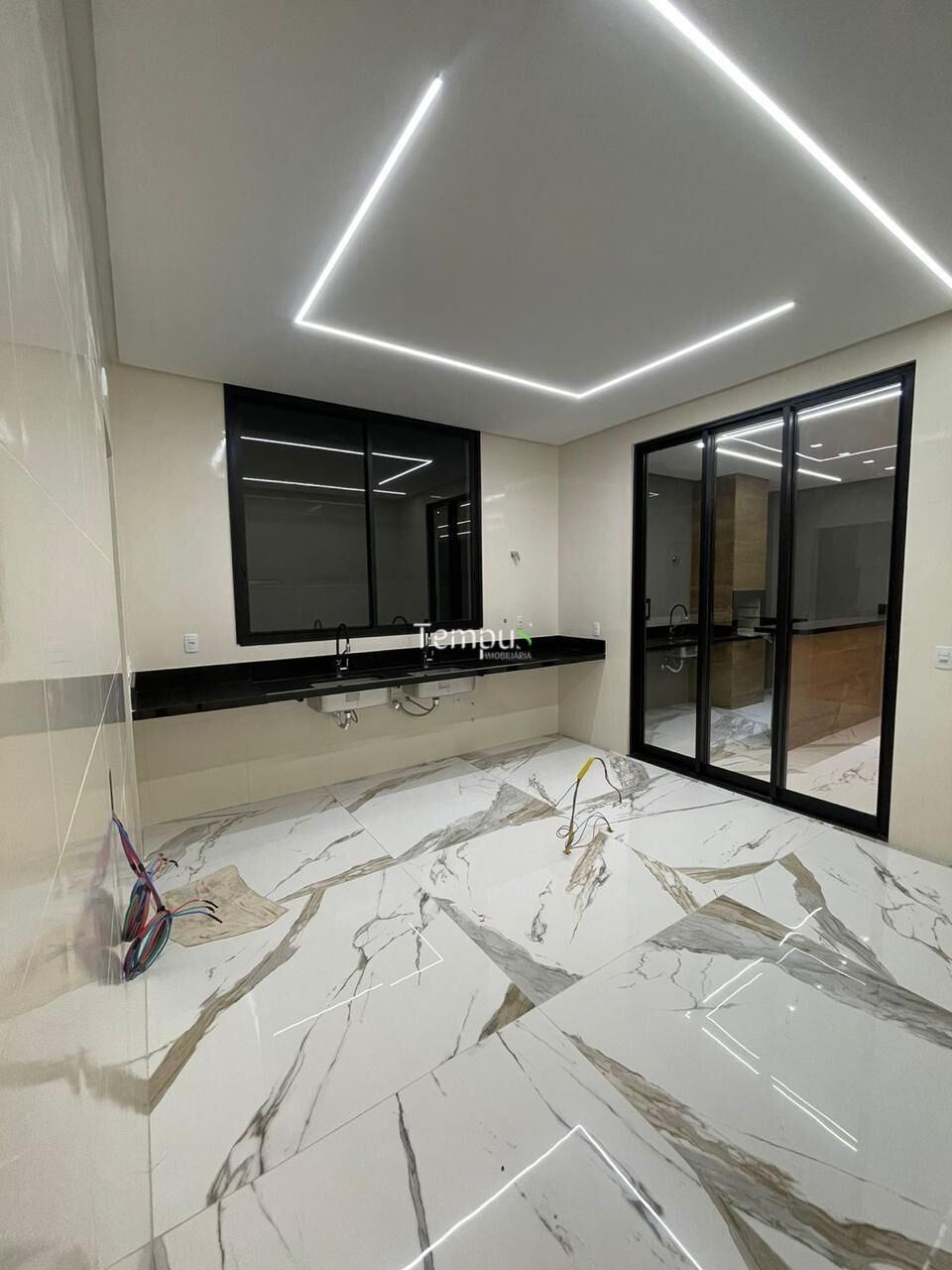 Casa, 4 quartos, 325 m² - Foto 22