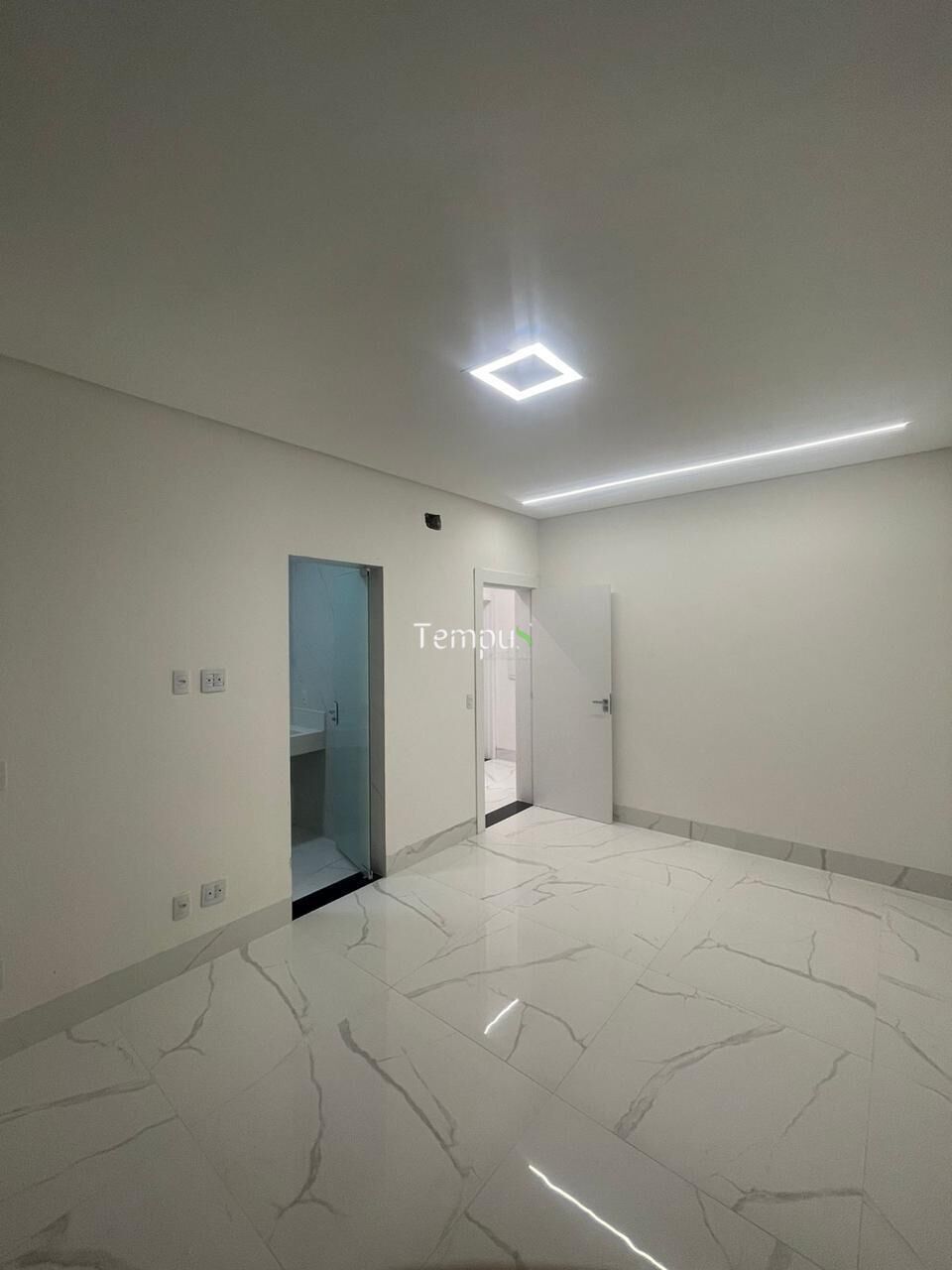 Casa, 4 quartos, 325 m² - Foto 13