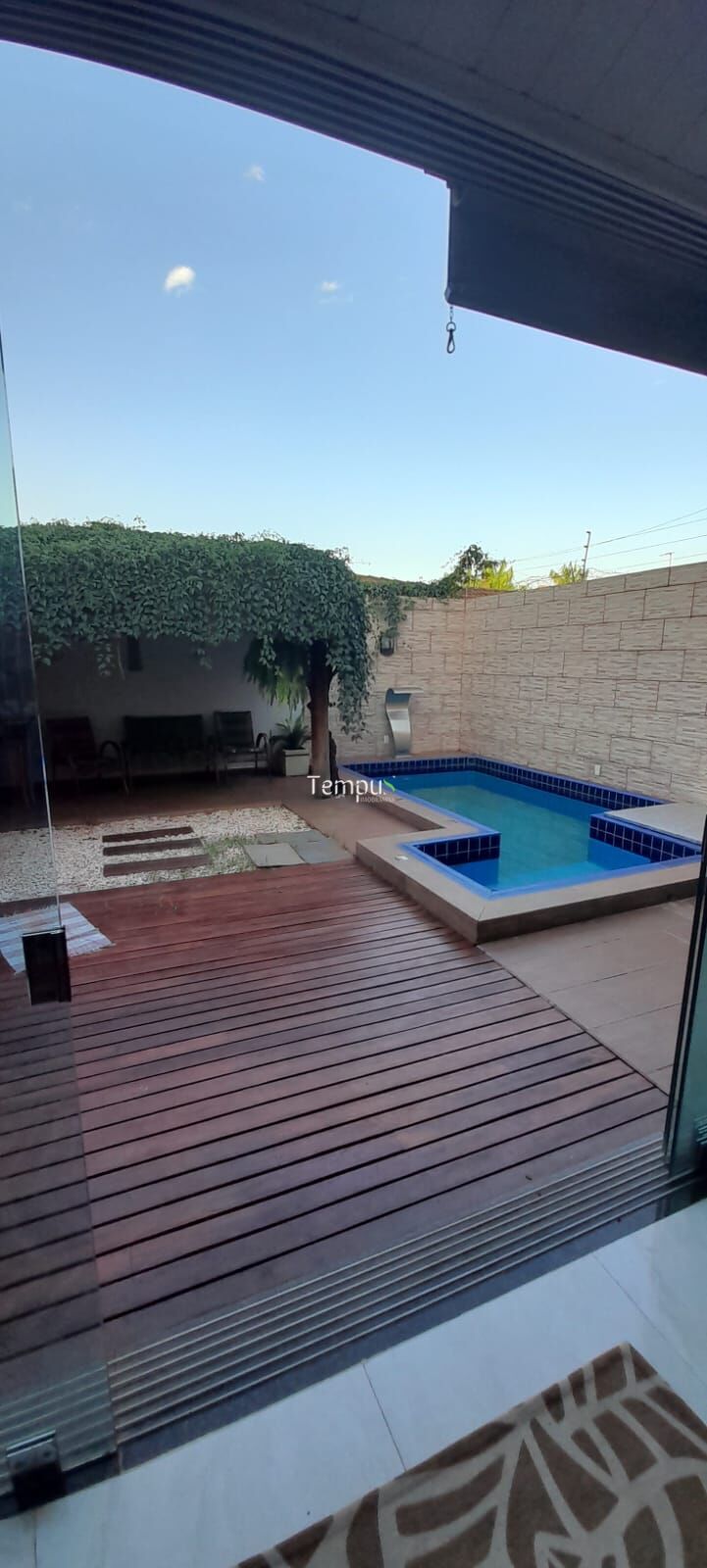 Sobrado à venda com 3 quartos, 165m² - Foto 1