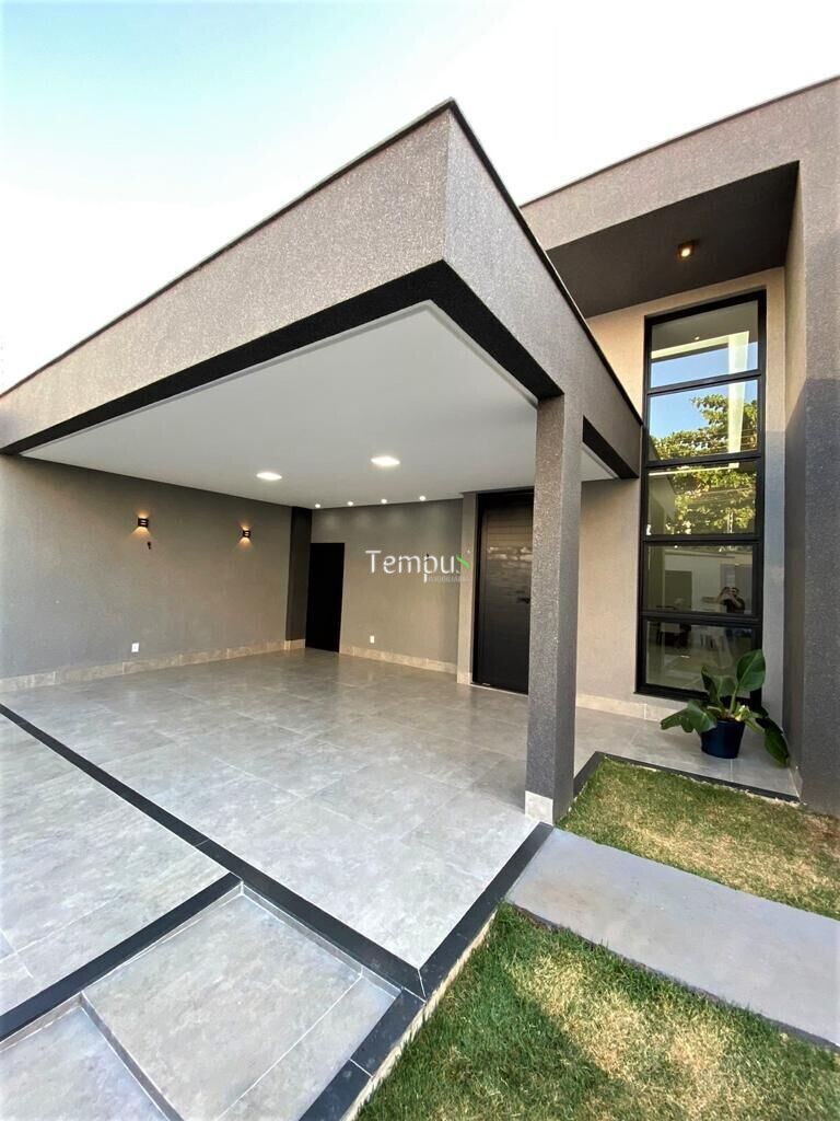 Casa à venda com 4 quartos, 251m² - Foto 3