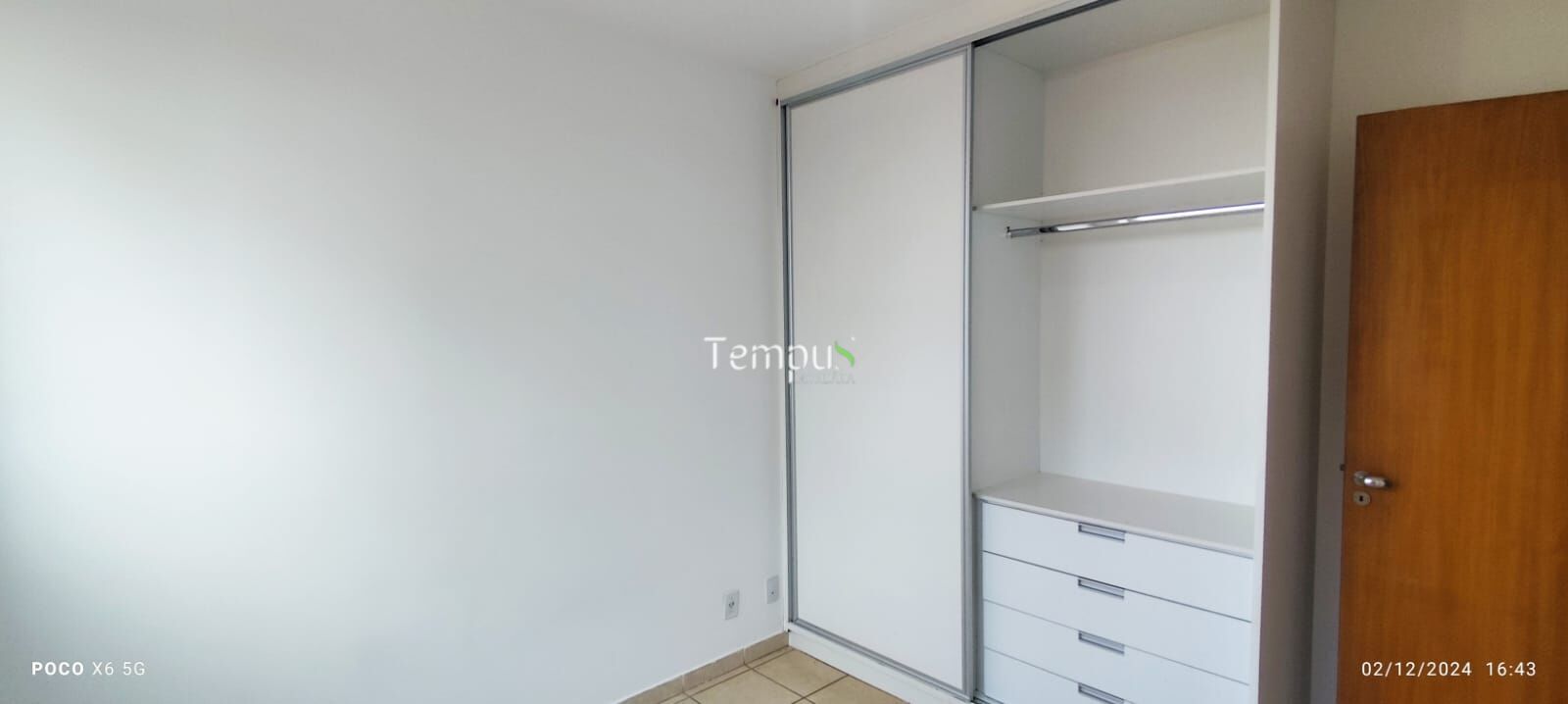 Apartamento à venda com 2 quartos, 63m² - Foto 4