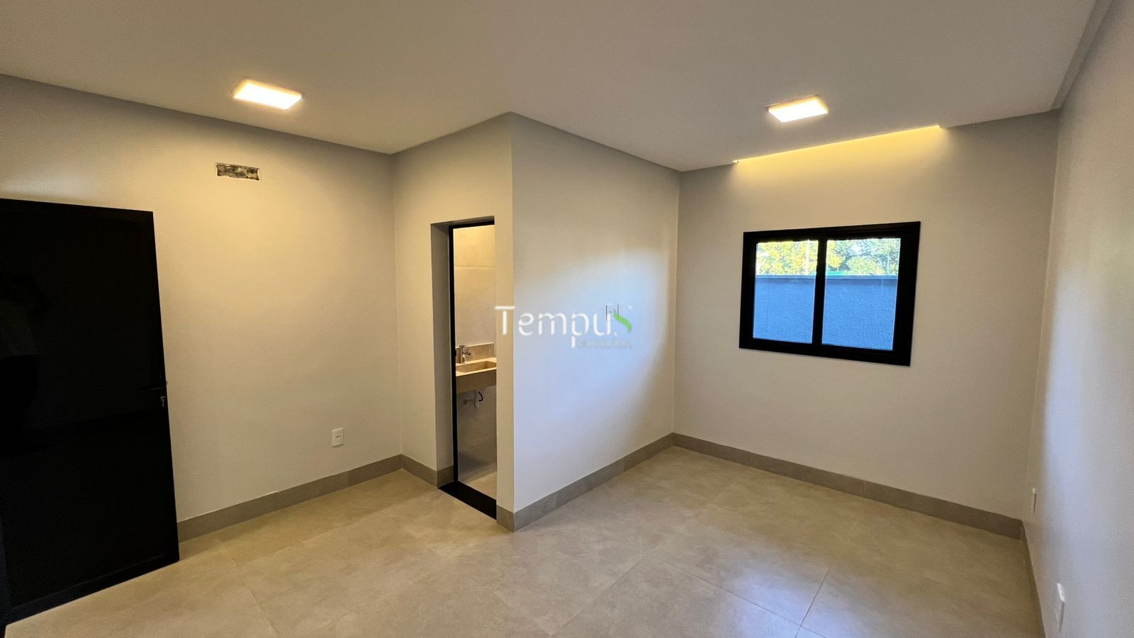 Casa, 3 quartos, 242 m² - Foto 11