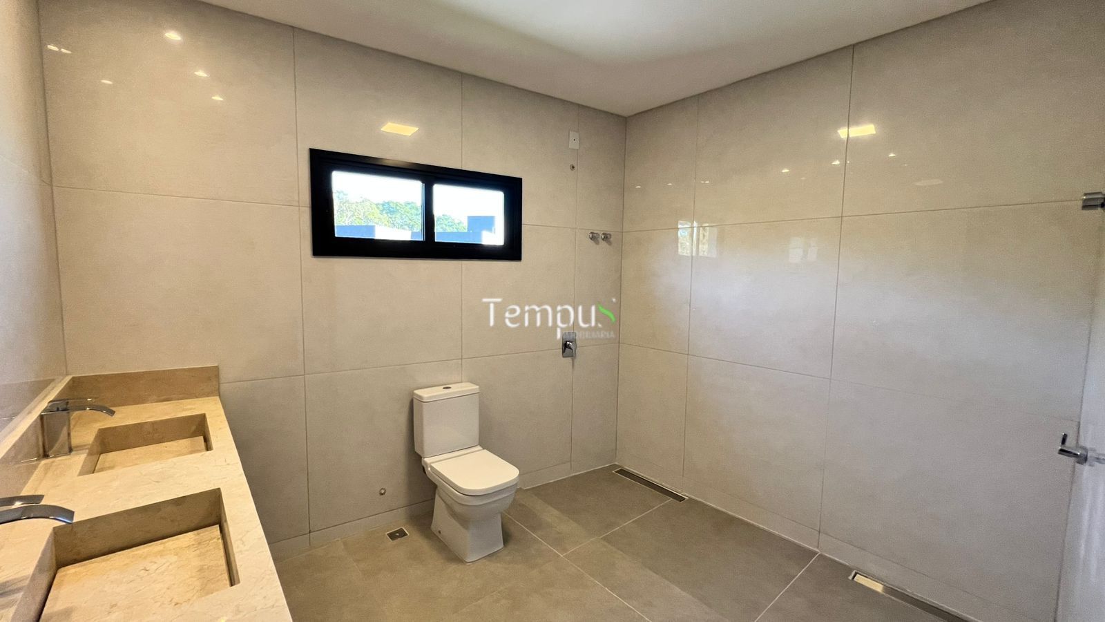 Casa, 3 quartos, 242 m² - Foto 13