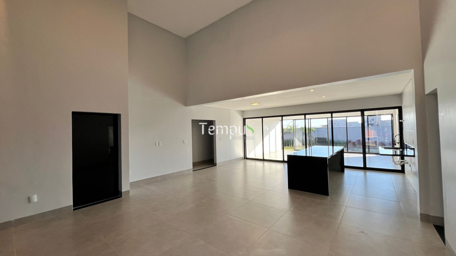 Casa, 3 quartos, 242 m² - Foto 5