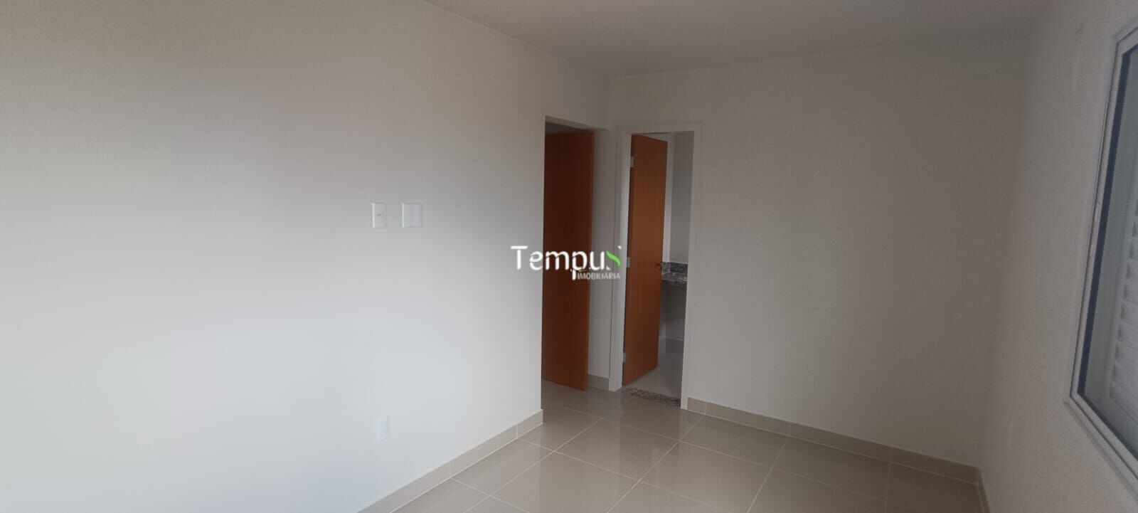 Apartamento à venda com 2 quartos, 56m² - Foto 2