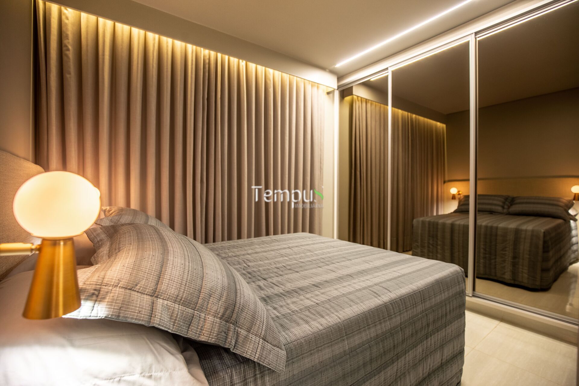 Casa à venda com 2 quartos, 57m² - Foto 18