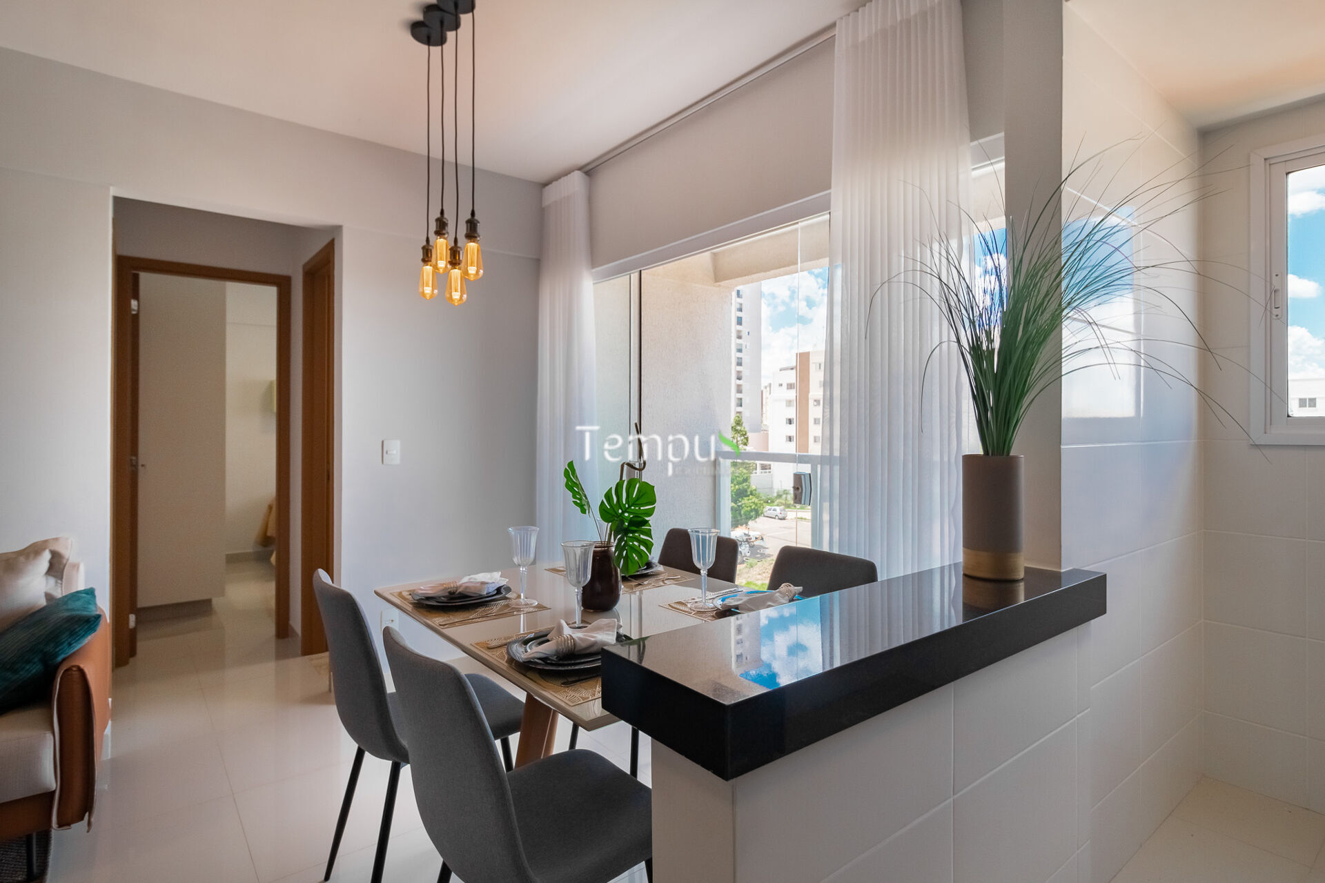 Apartamento à venda com 2 quartos, 58m² - Foto 2