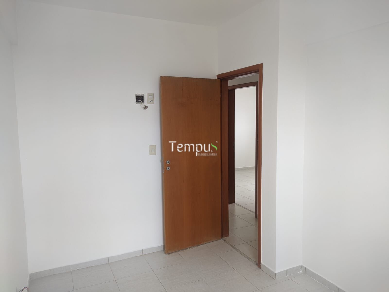 Apartamento à venda com 3 quartos, 74m² - Foto 11