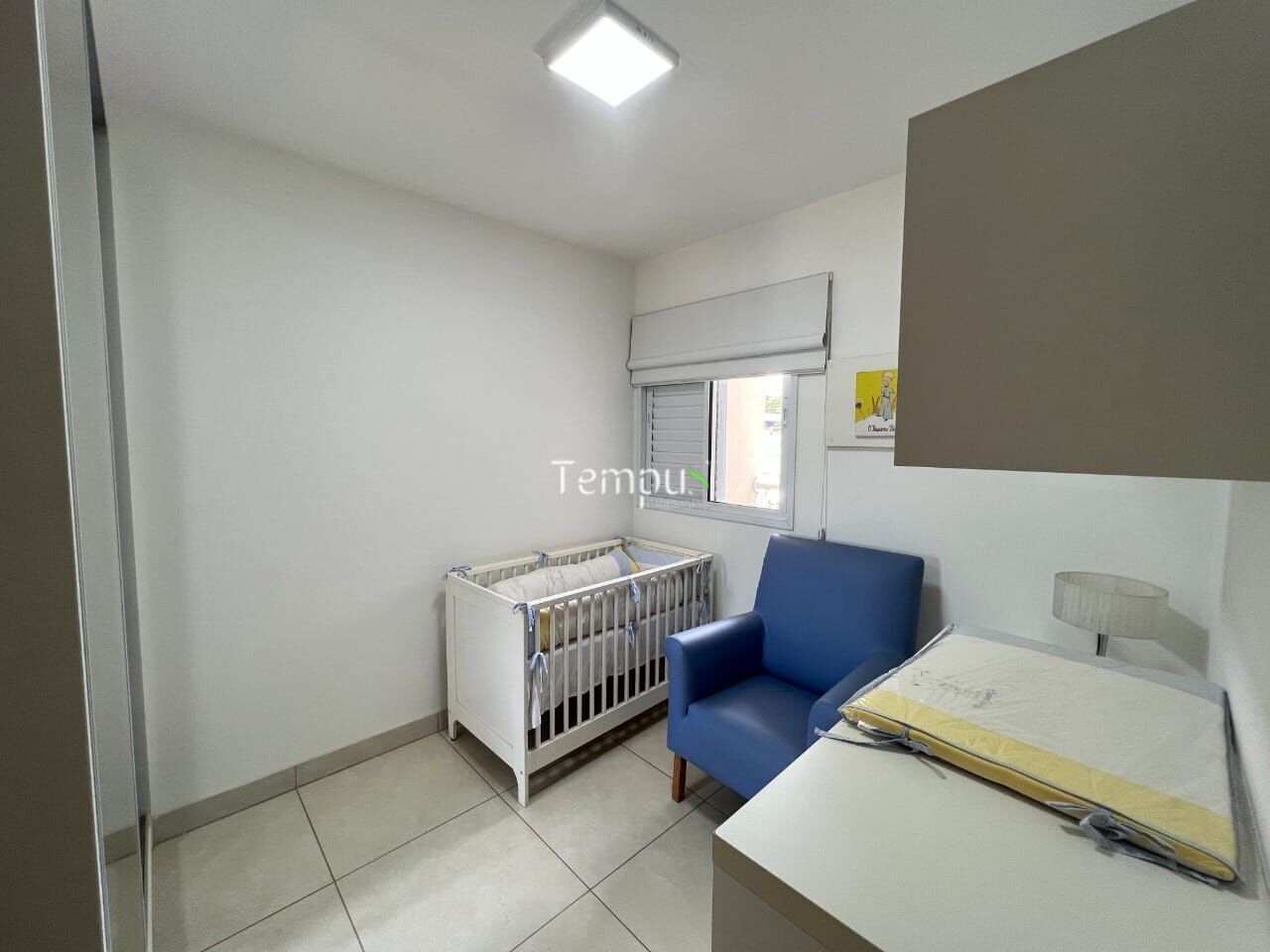 Apartamento à venda com 3 quartos, 74m² - Foto 4