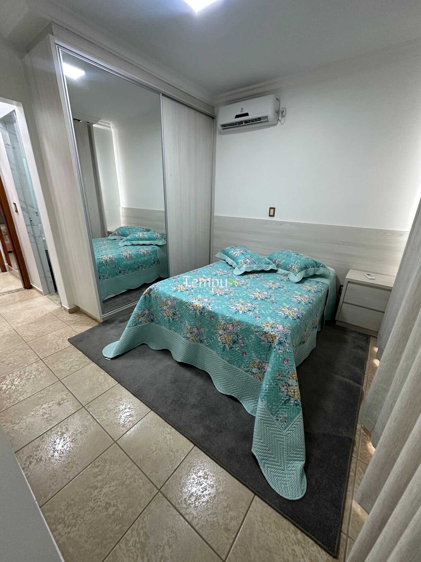 Casa à venda com 3 quartos, 220m² - Foto 7