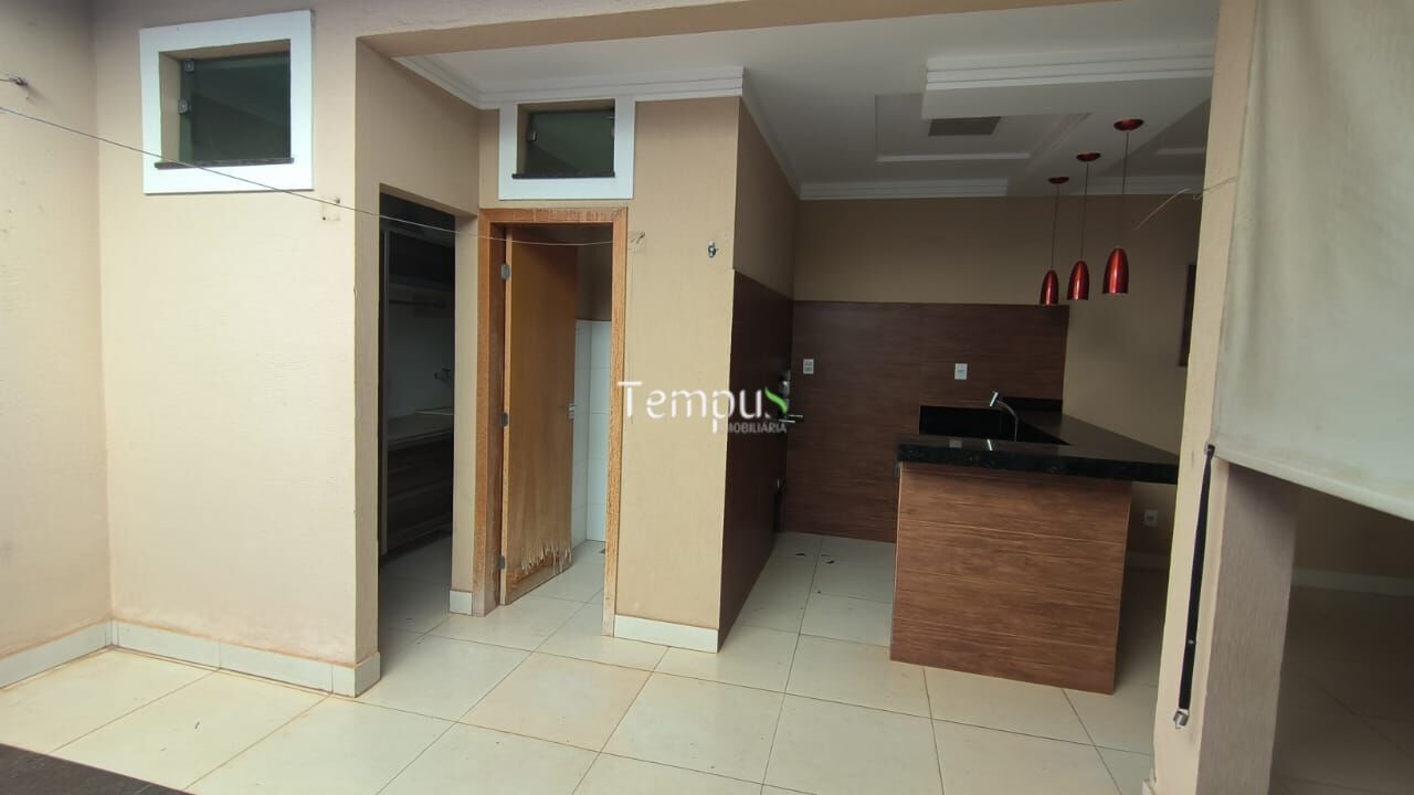 Casa para alugar com 3 quartos, 170m² - Foto 20