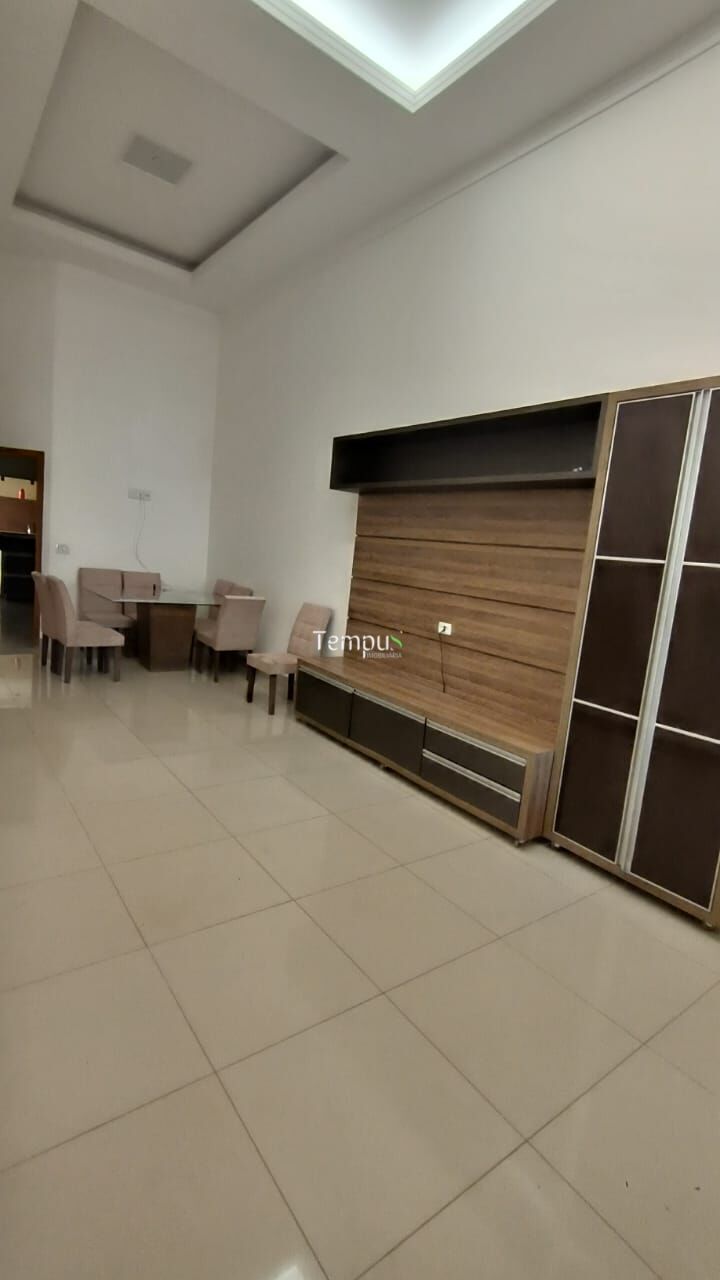 Casa para alugar com 3 quartos, 170m² - Foto 12