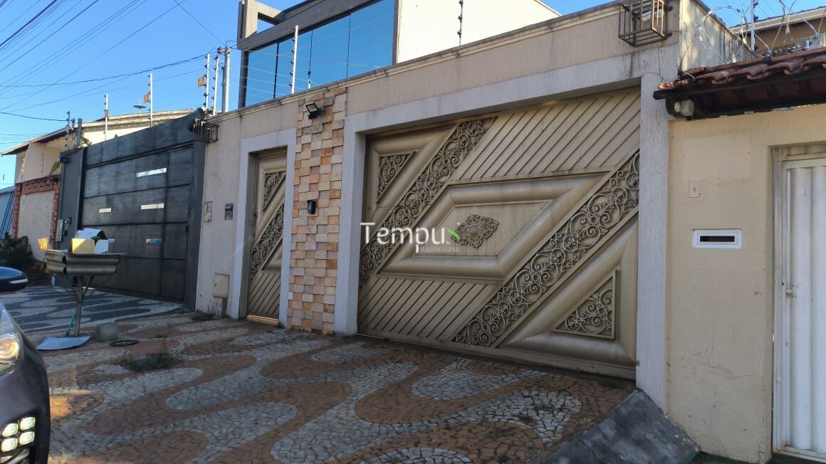Casa para alugar com 3 quartos, 170m² - Foto 2