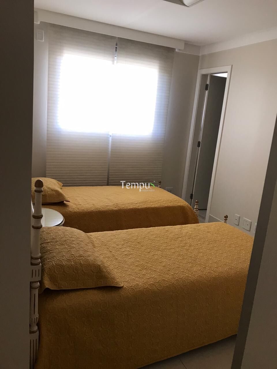 Apartamento à venda com 3 quartos, 208m² - Foto 9