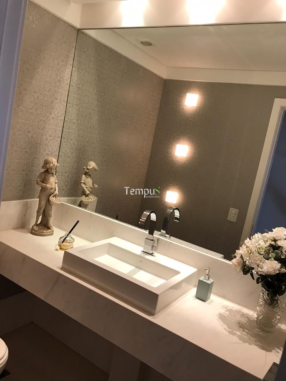 Apartamento à venda com 3 quartos, 208m² - Foto 5
