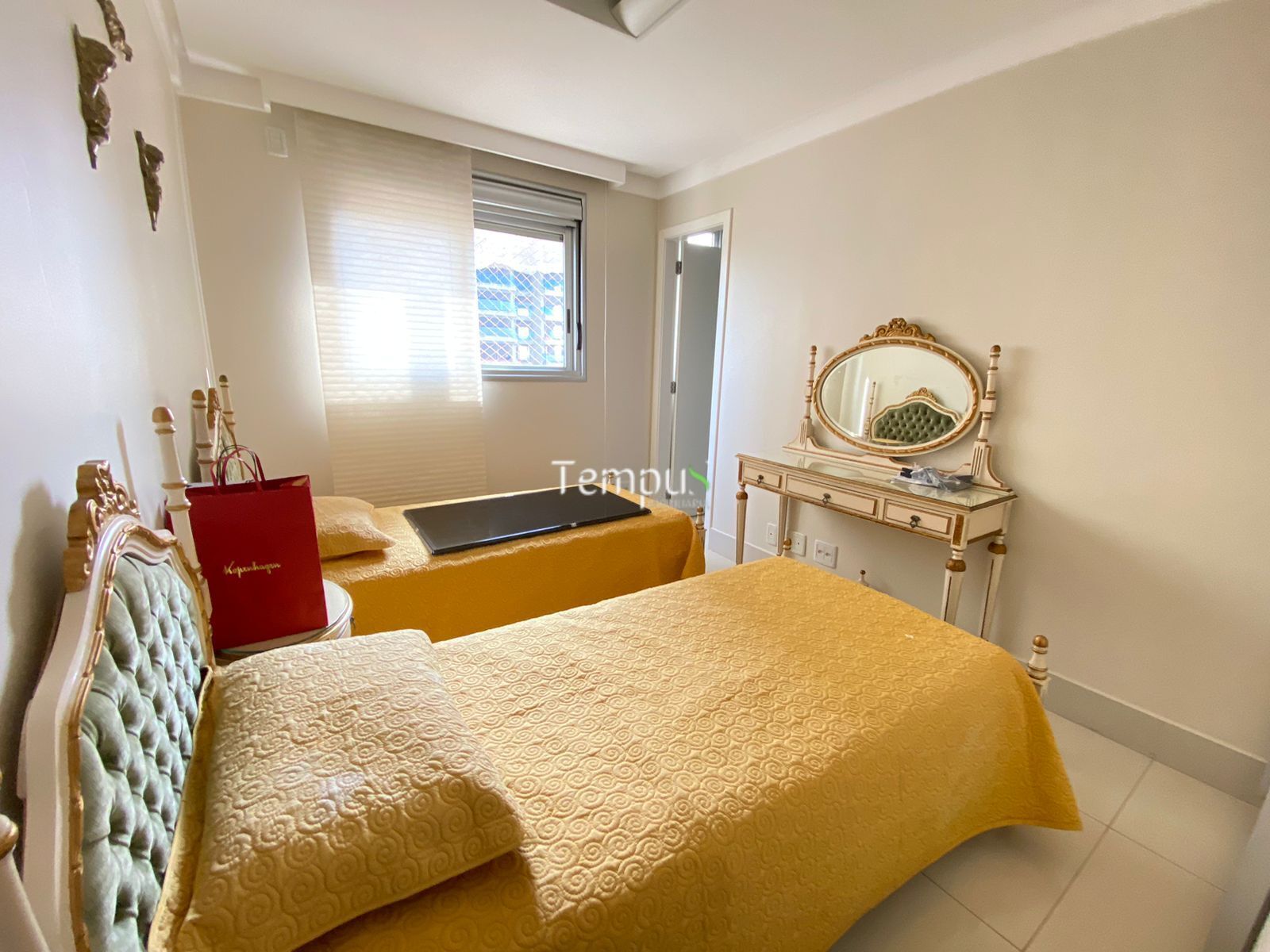 Apartamento à venda com 3 quartos, 208m² - Foto 28