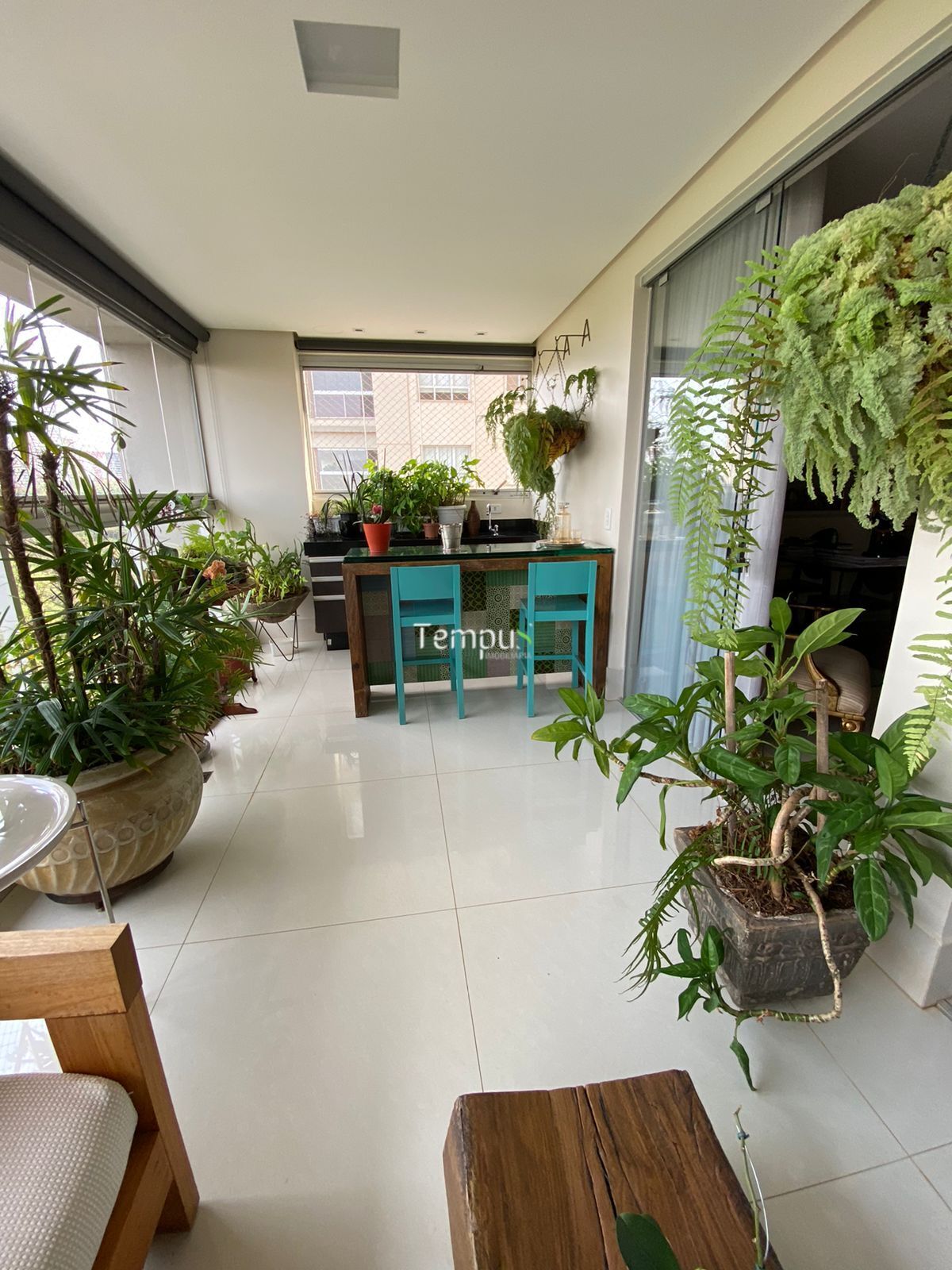 Apartamento à venda com 3 quartos, 208m² - Foto 18