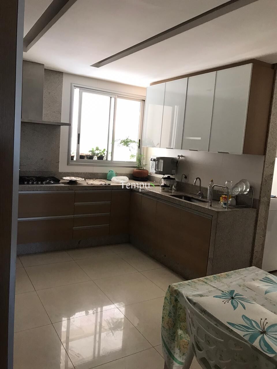 Apartamento à venda com 3 quartos, 208m² - Foto 12