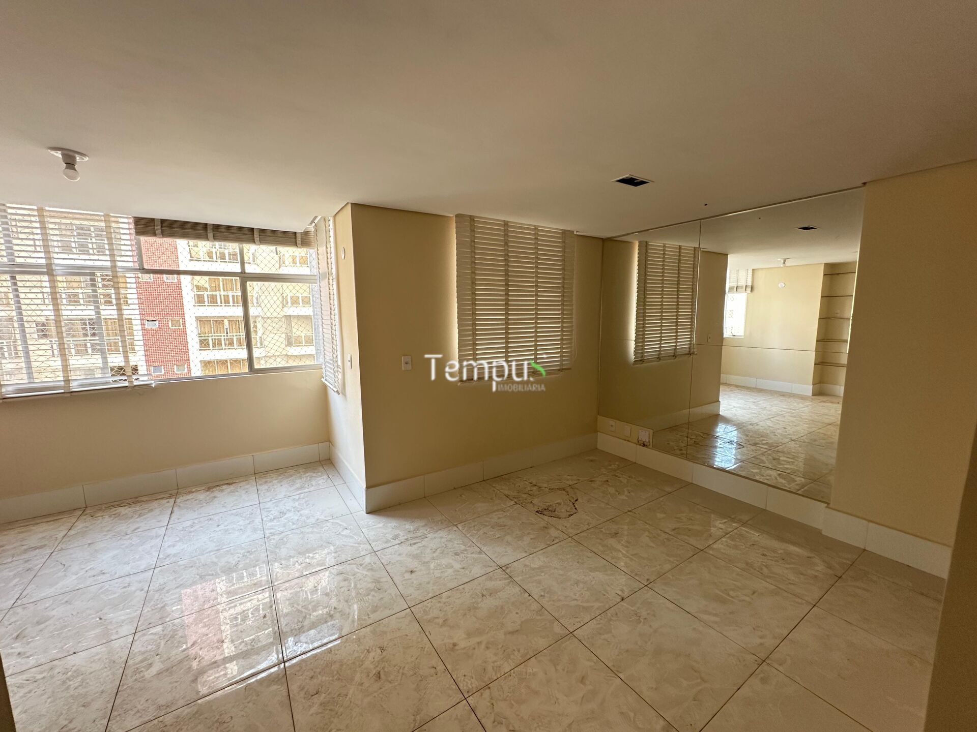 Apartamento à venda com 2 quartos, 71m² - Foto 5