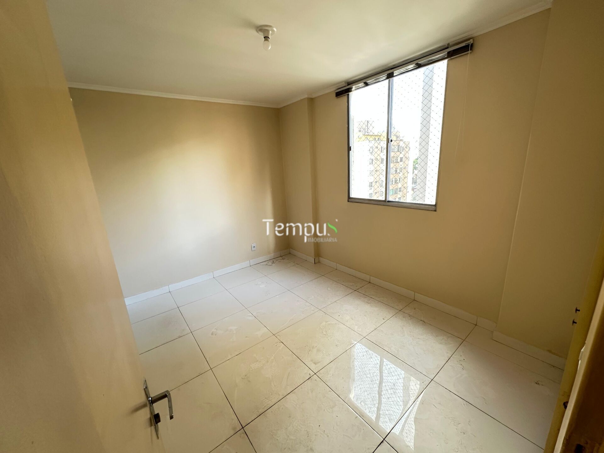 Apartamento à venda com 2 quartos, 71m² - Foto 9
