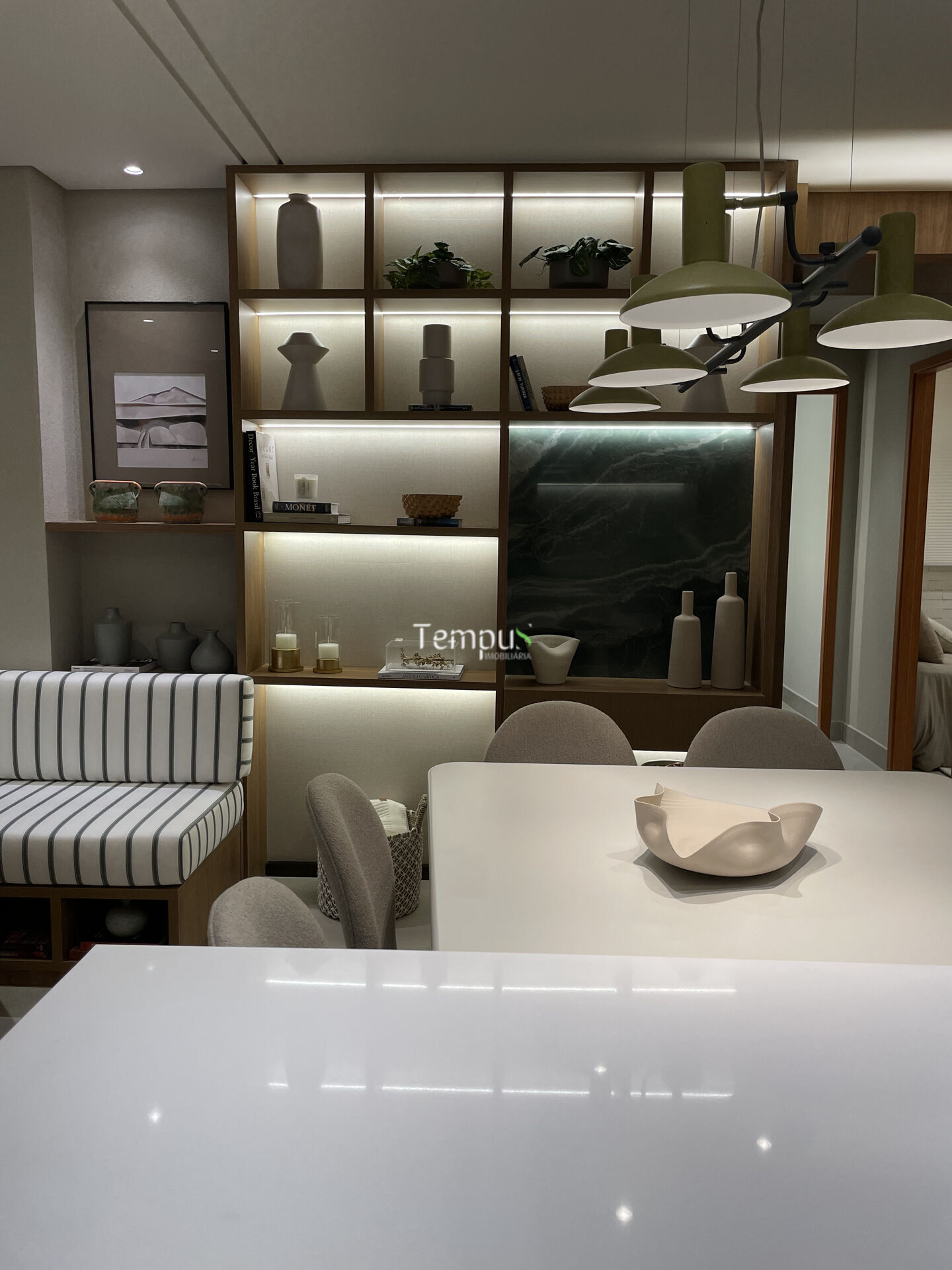 Apartamento à venda com 2 quartos, 66m² - Foto 29