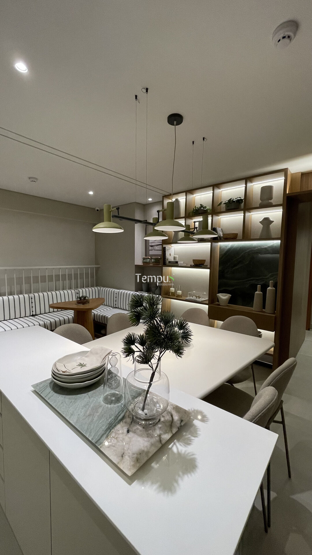 Apartamento à venda com 2 quartos, 66m² - Foto 7