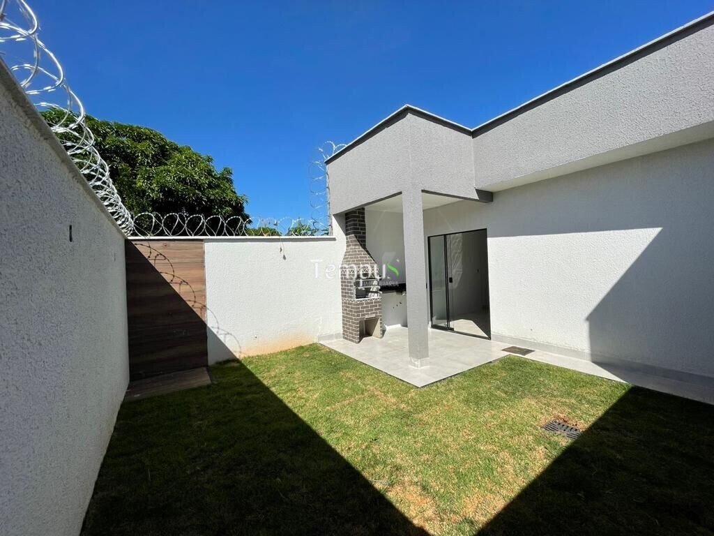 Casa à venda com 3 quartos, 110m² - Foto 18