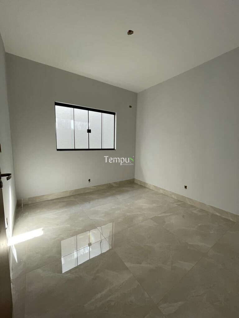 Casa à venda com 3 quartos, 110m² - Foto 14