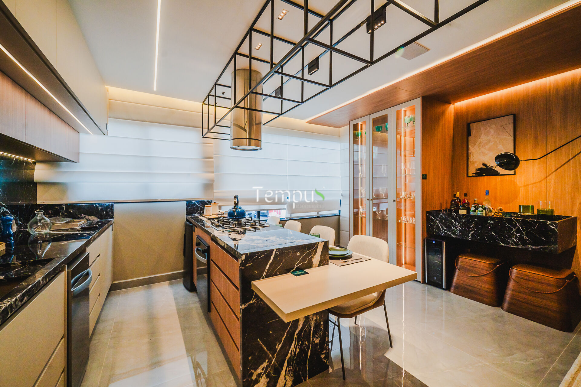 Apartamento à venda com 2 quartos, 66m² - Foto 11