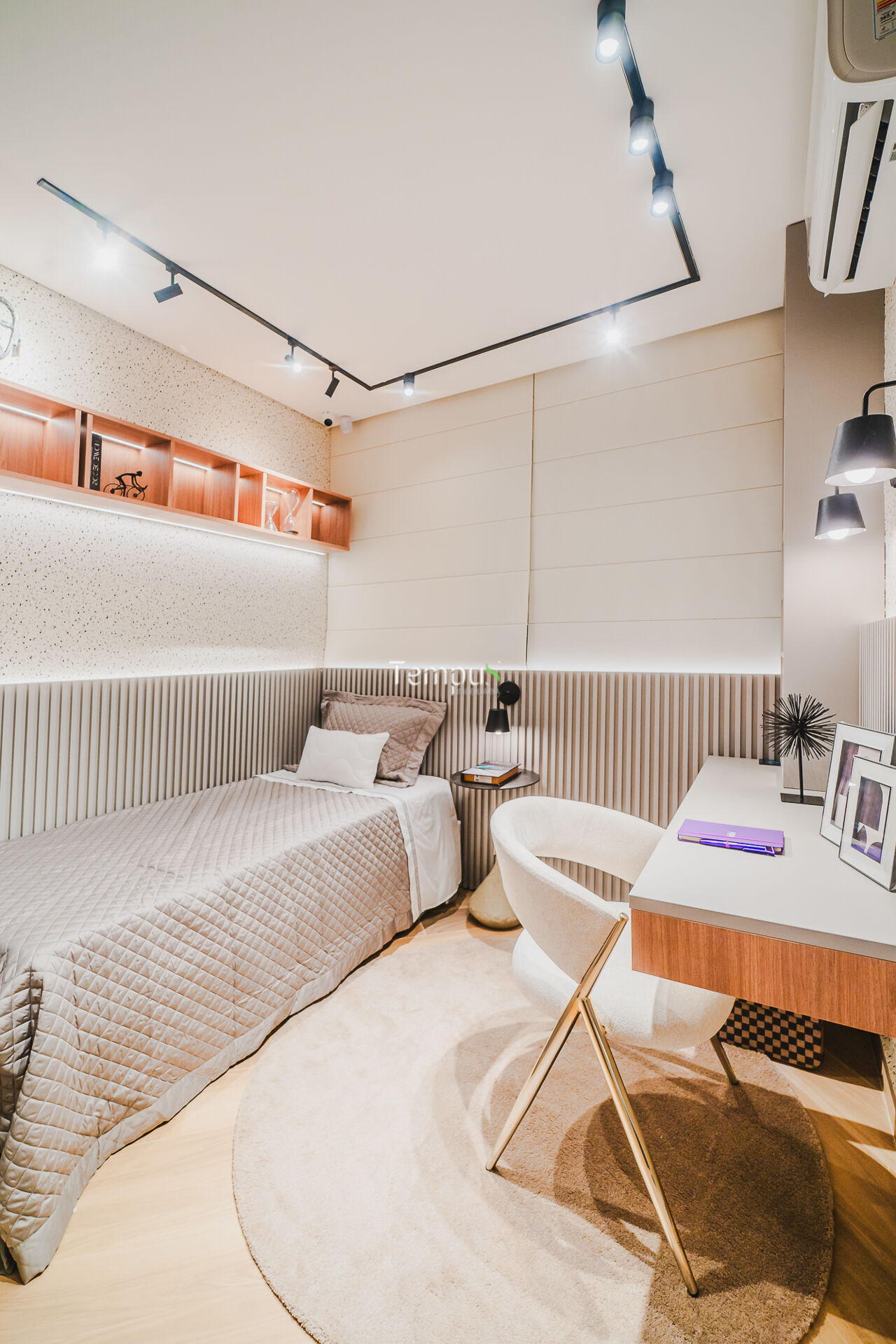 Apartamento à venda com 2 quartos, 66m² - Foto 17