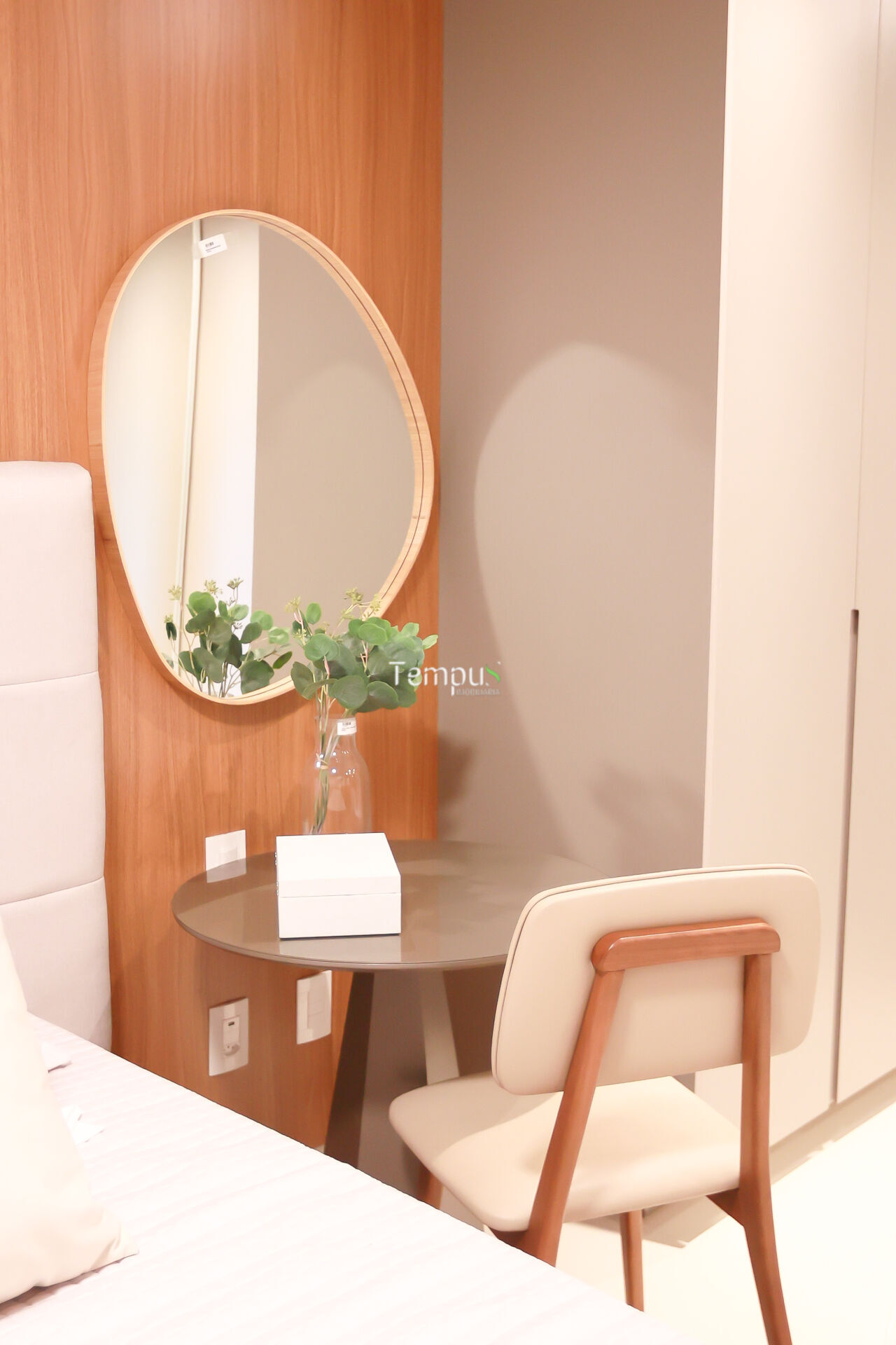 Apartamento à venda com 2 quartos, 114m² - Foto 3