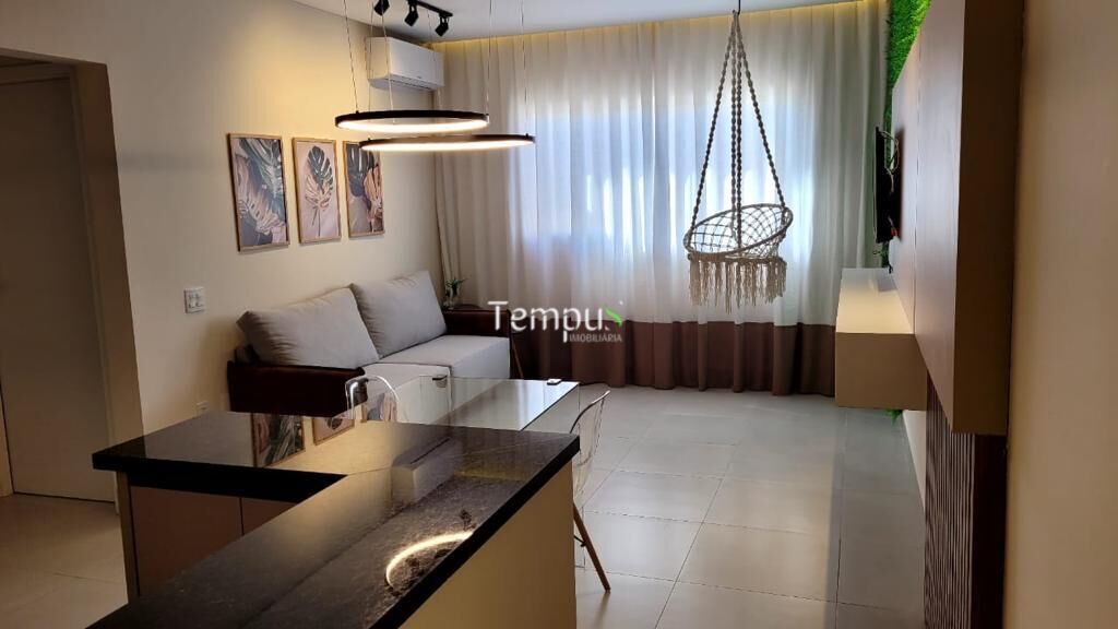 Apartamento à venda com 2 quartos, 56m² - Foto 1