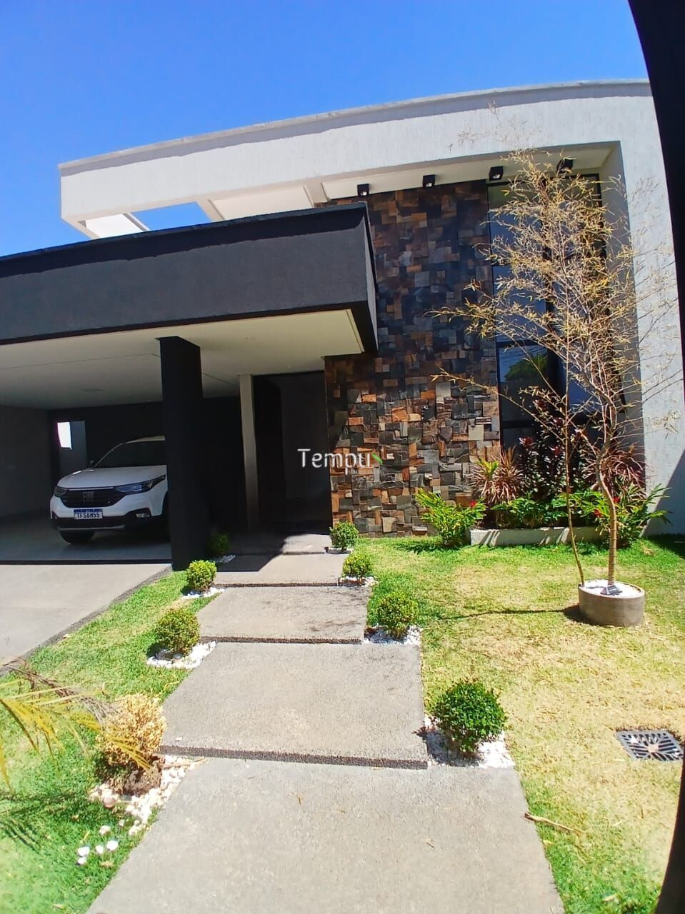 Casa à venda com 4 quartos, 216m² - Foto 4