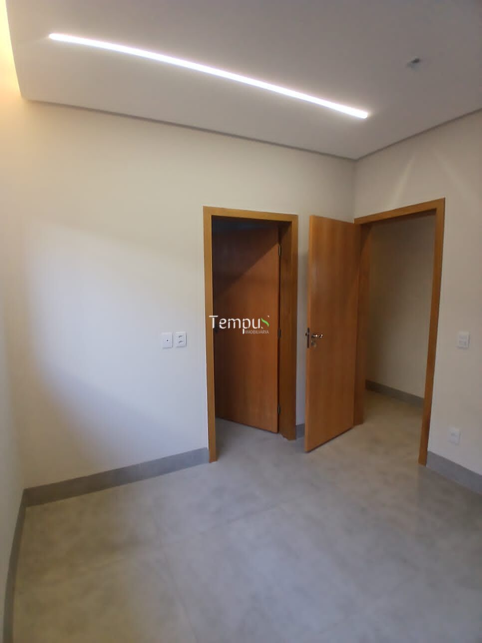 Casa à venda com 4 quartos, 216m² - Foto 25