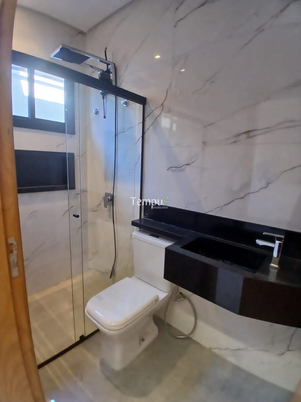 Casa à venda com 4 quartos, 216m² - Foto 26