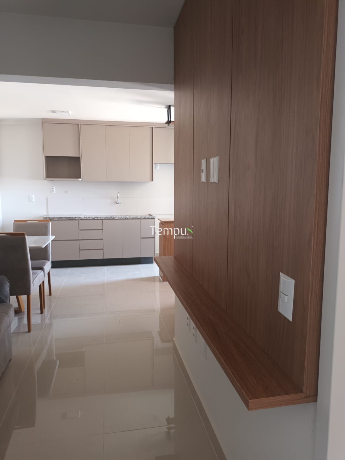 Apartamento para alugar com 2 quartos, 68m² - Foto 13