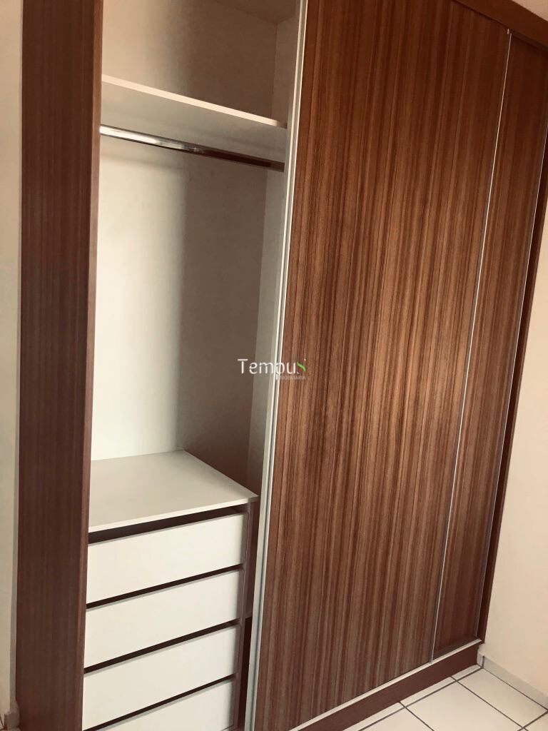 Apartamento para alugar com 3 quartos, 74m² - Foto 10