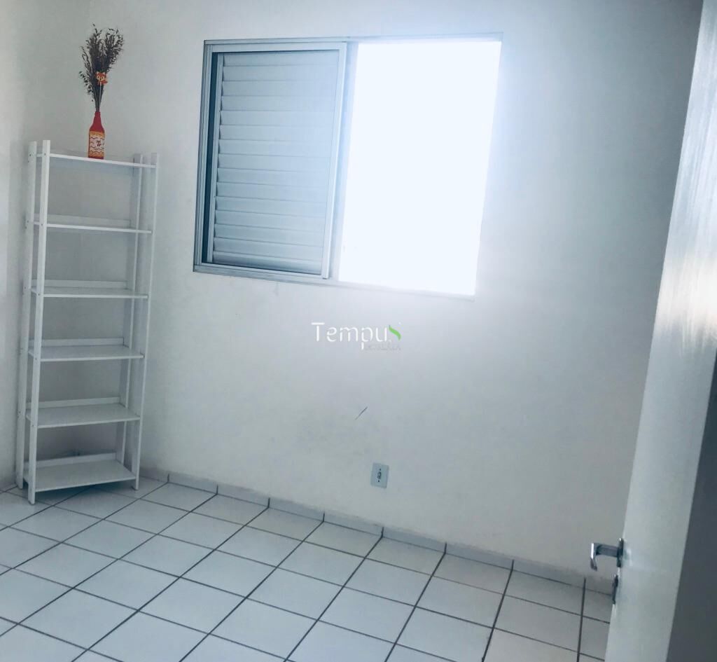 Apartamento para alugar com 3 quartos, 74m² - Foto 13
