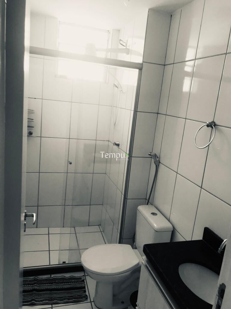 Apartamento para alugar com 3 quartos, 74m² - Foto 3