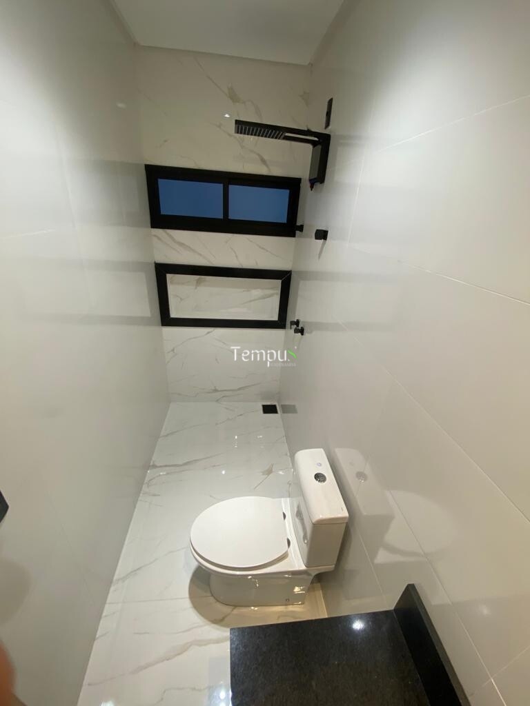 Casa à venda com 3 quartos, 174m² - Foto 10