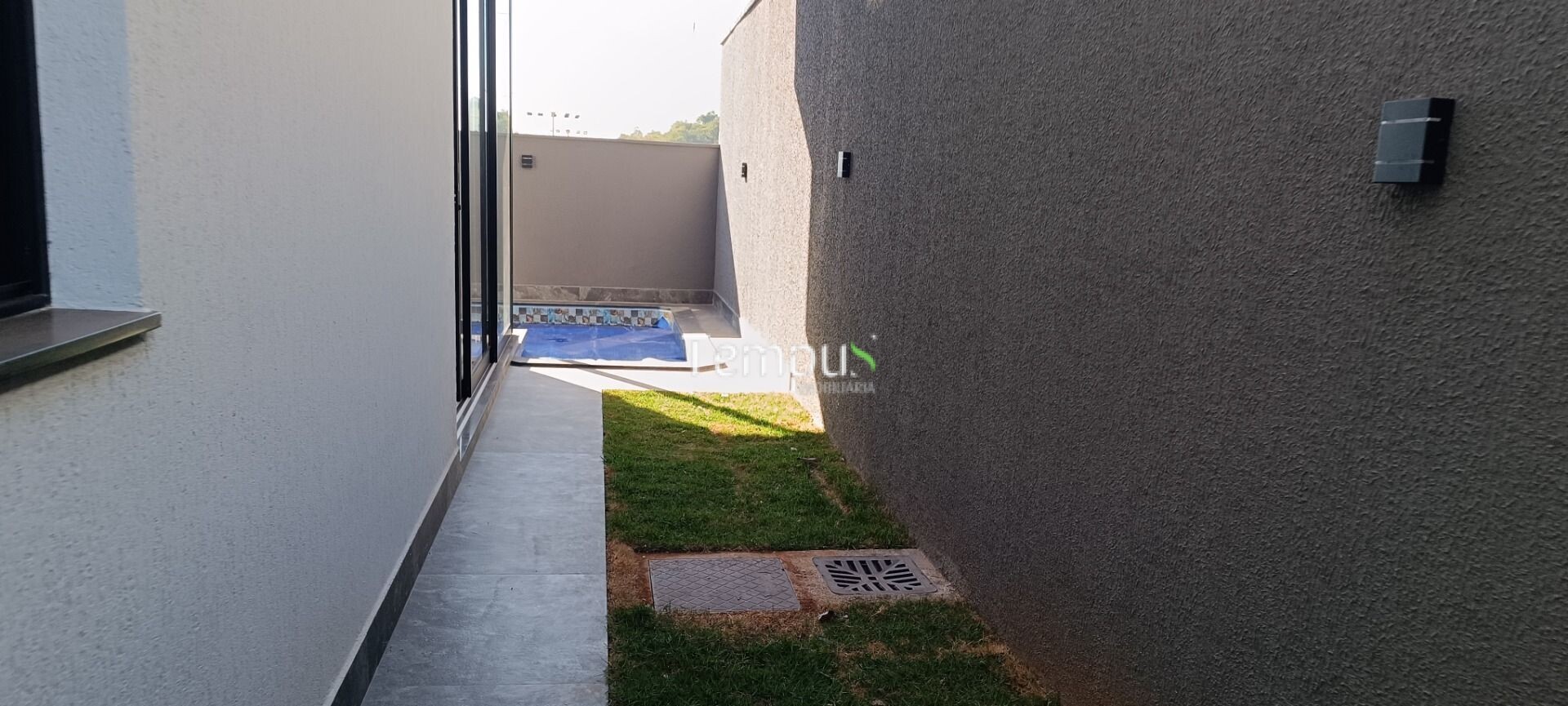 Casa de Condomínio à venda com 3 quartos, 312m² - Foto 3