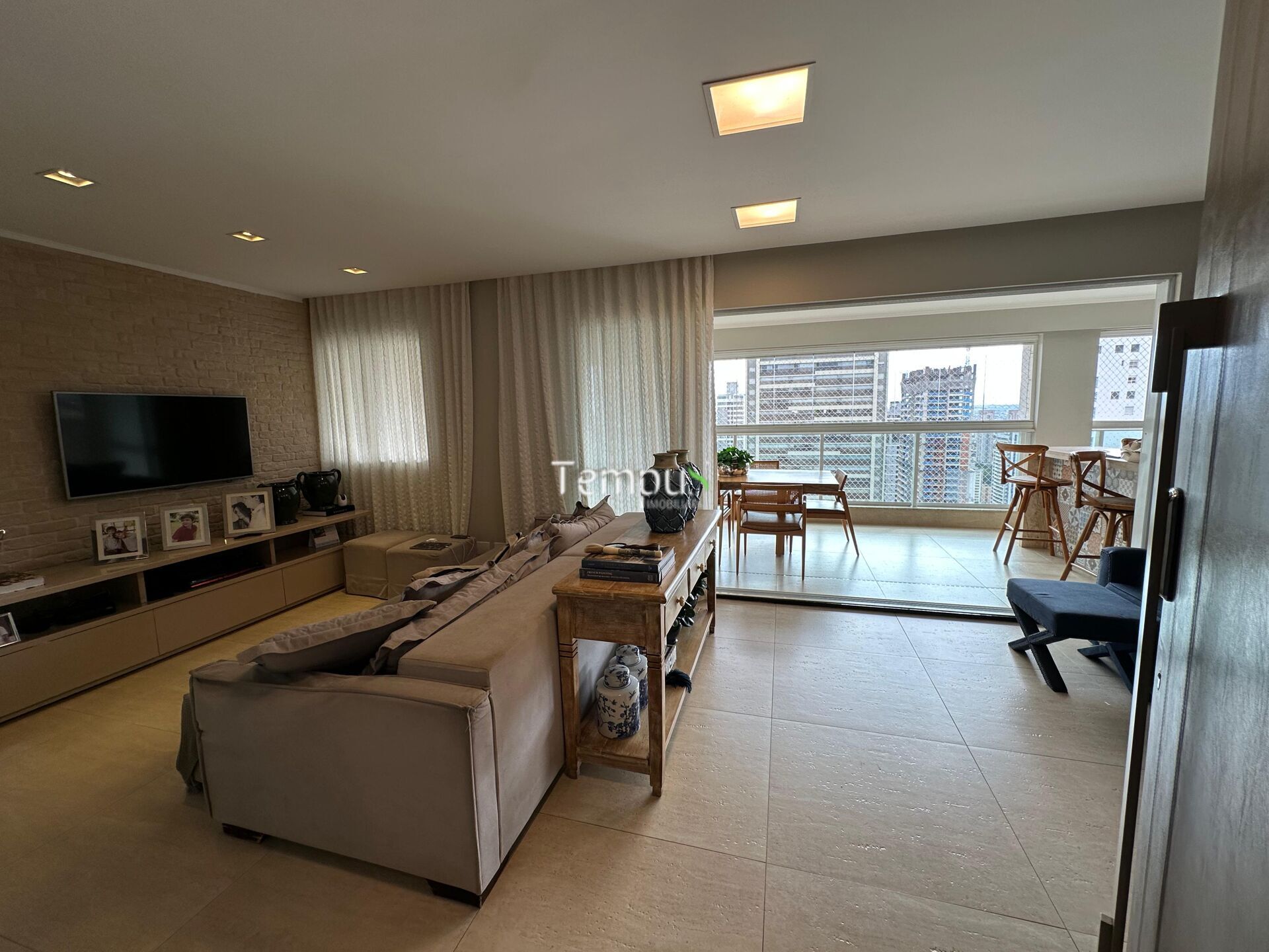 Apartamento, 3 quartos, 145 m² - Foto 1