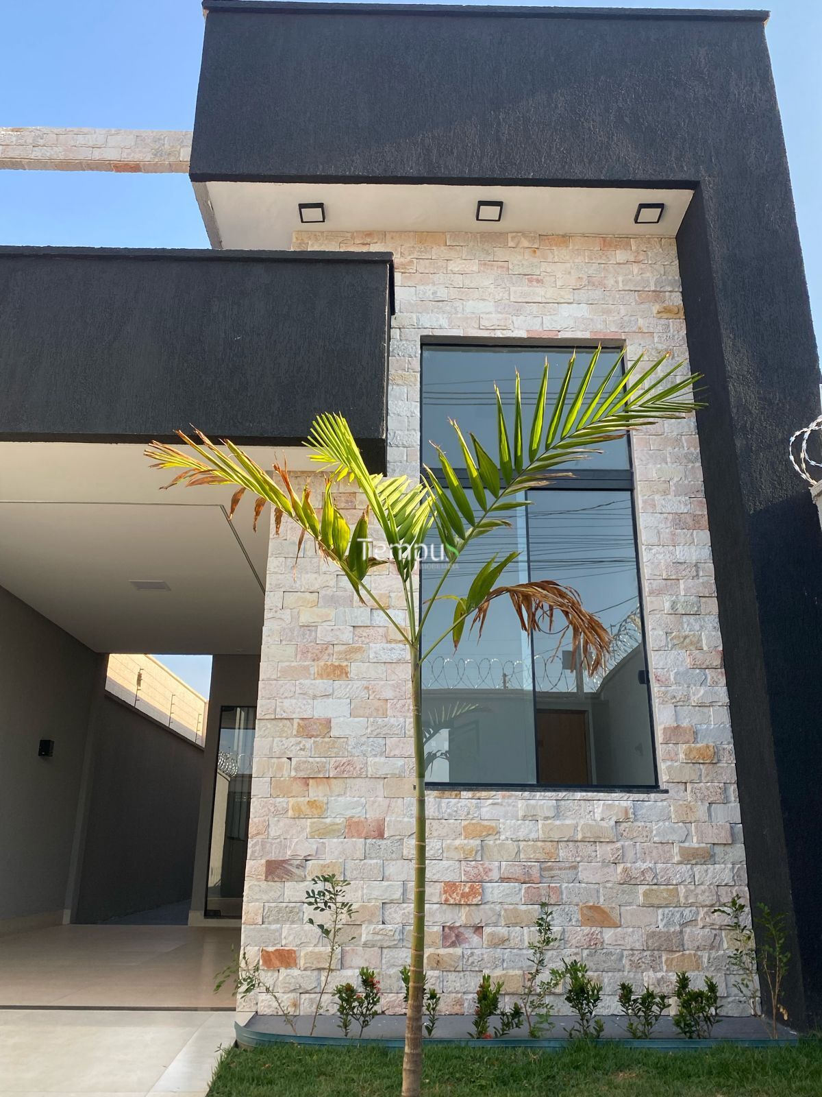 Casa à venda com 3 quartos, 111m² - Foto 3