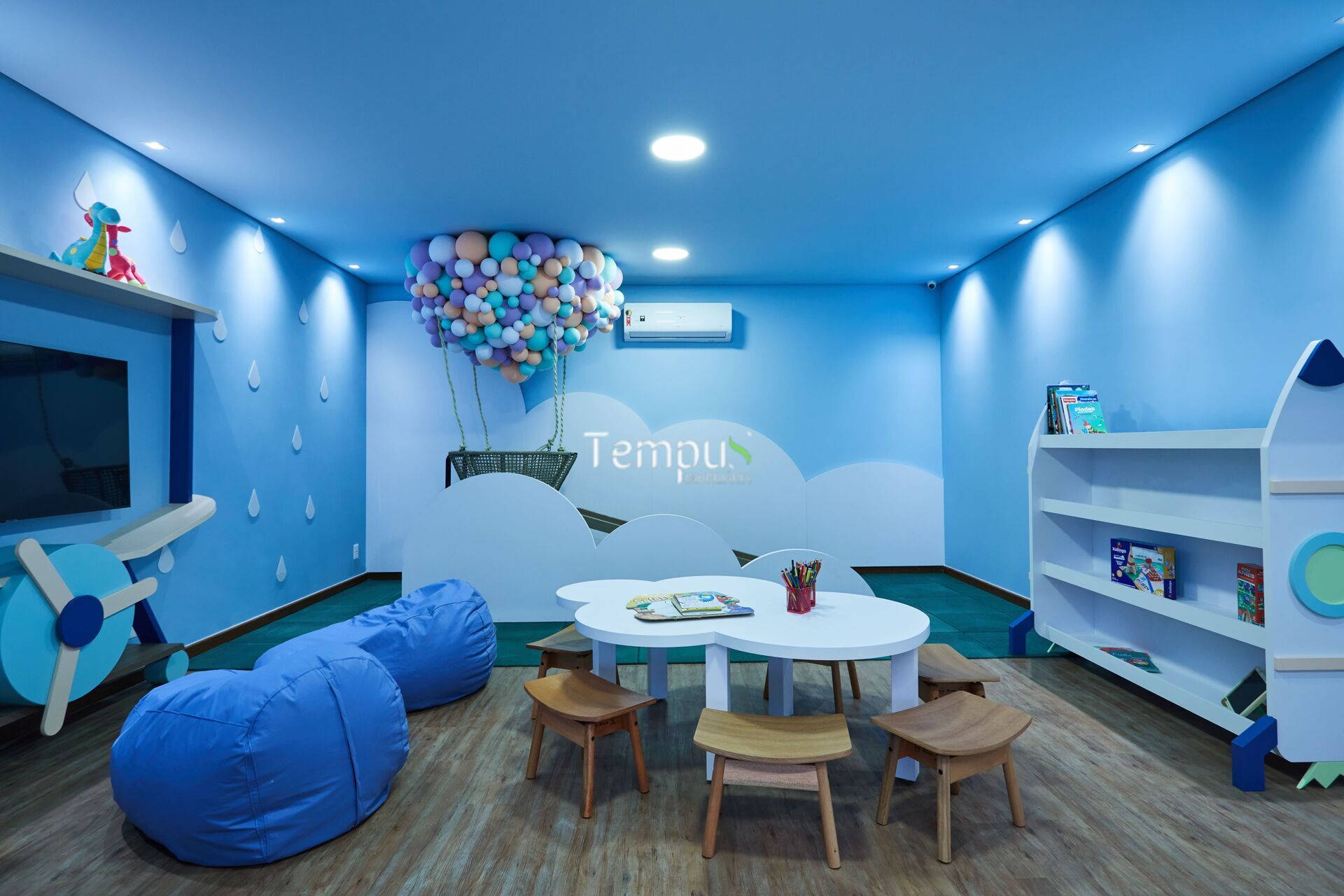 Apartamento à venda com 3 quartos, 185m² - Foto 6
