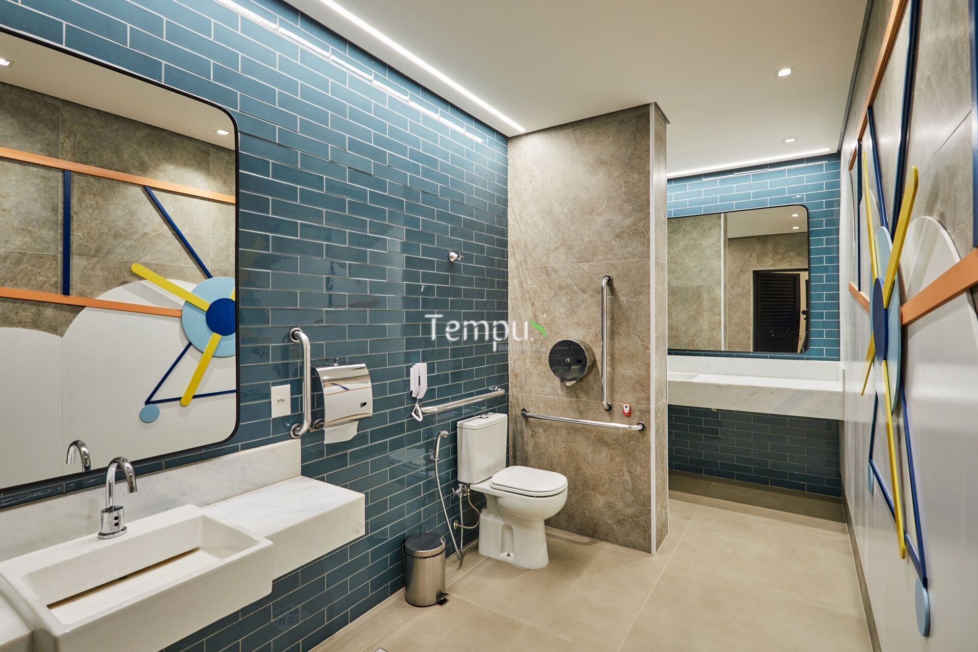 Apartamento à venda com 3 quartos, 185m² - Foto 4